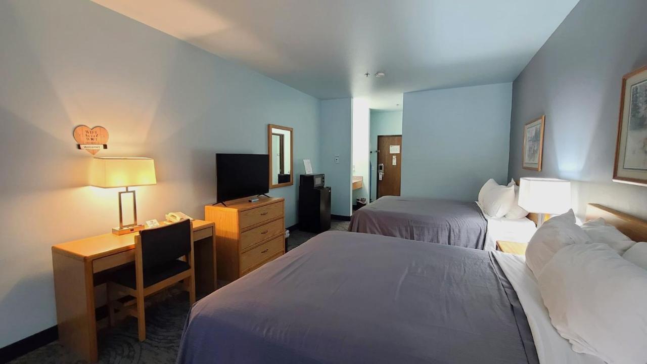 Bay Inn Тауас Сити Екстериор снимка