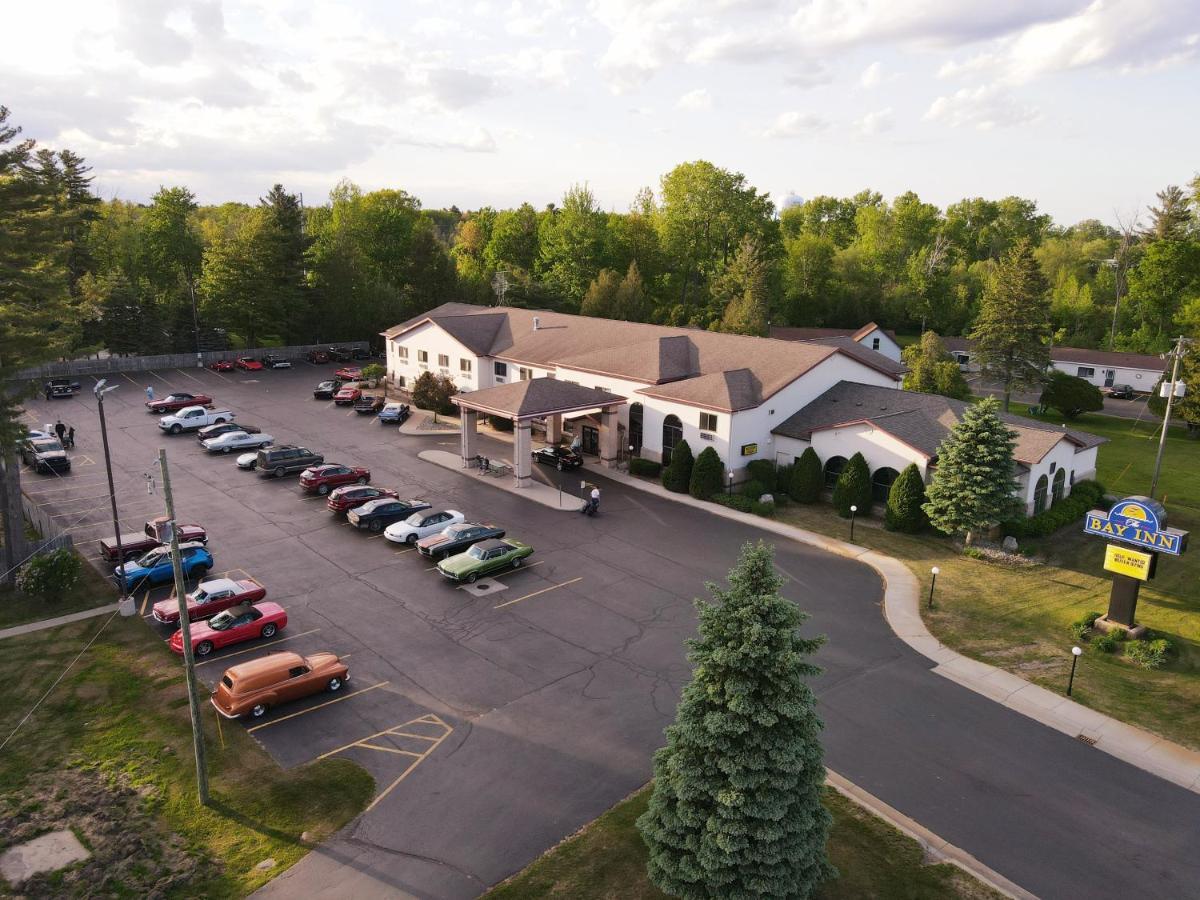 Bay Inn Тауас Сити Екстериор снимка