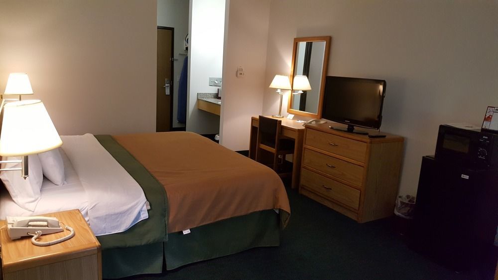 Bay Inn Тауас Сити Екстериор снимка